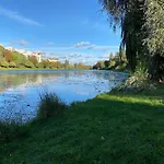 Aparthotel Dedek Park - Historyczny Dworek W Pieknym Parku Skaryszewskim Obok Stadionu Narodowego Warschau