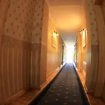 Dedek Park - Historyczny Dworek W Pieknym Parku Skaryszewskim Obok Stadionu Narodowego Hotel apartamentowy