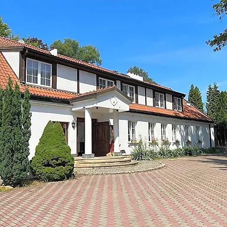 Dedek Park - Historyczny Dworek W Pieknym Parku Skaryszewskim Obok Stadionu Narodowego وارسو