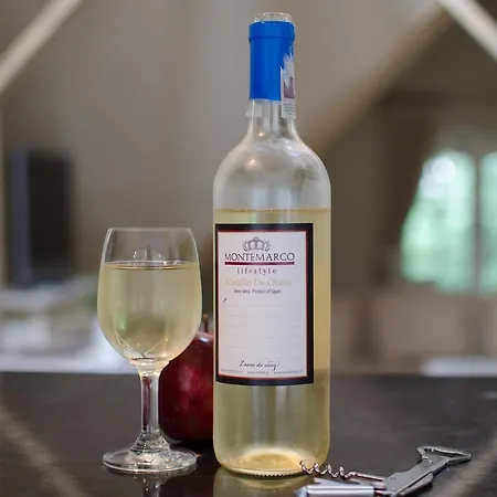 Dedek Park - Historyczny Dworek W Pieknym Parku Skaryszewskim Obok Stadionu Narodowego Варшава