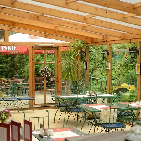 Dedek Park - Dworek W Pięknym Parku Skaryszewskim Obok Stadionu Narodowego 3*