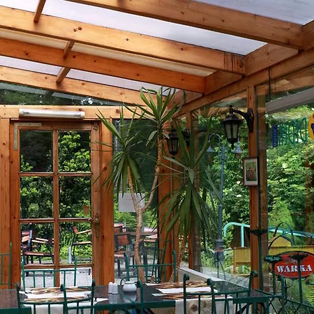 Dedek Park - Historyczny Dworek W Pieknym Parku Skaryszewskim Obok Stadionu Narodowego 3*