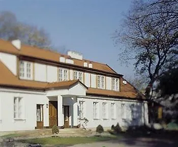 Dedek Park - Historyczny Dworek W Pieknym Parku Skaryszewskim Obok Stadionu Narodowego Aparthotel