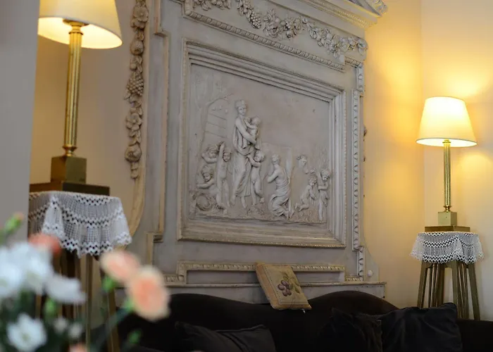 Dedek Park - Historyczny Dworek W Pieknym Parku Skaryszewskim Obok Stadionu Narodowego 3*