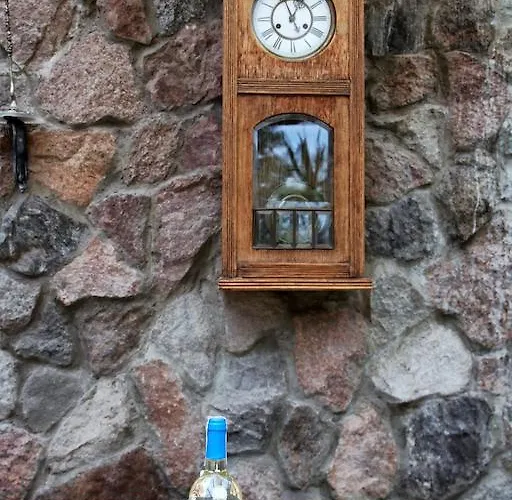 Dedek Park - Historyczny Dworek W Pieknym Parku Skaryszewskim Obok Stadionu Narodowego