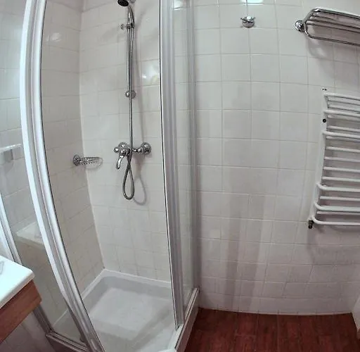 Dedek Park - Historyczny Dworek W Pieknym Parku Skaryszewskim Obok Stadionu Narodowego 3* وارسو